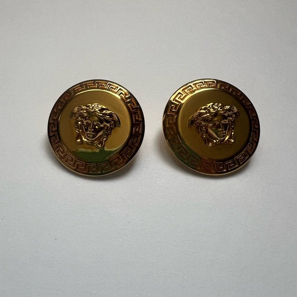 Versace TRIBUTE MEDUSA Large STUD EARRINGS in Gold - Picture 12 of 13